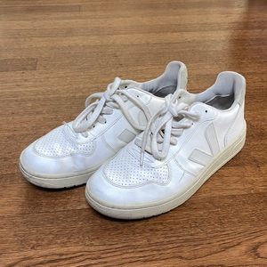 Veja white sneakers 39 / 8